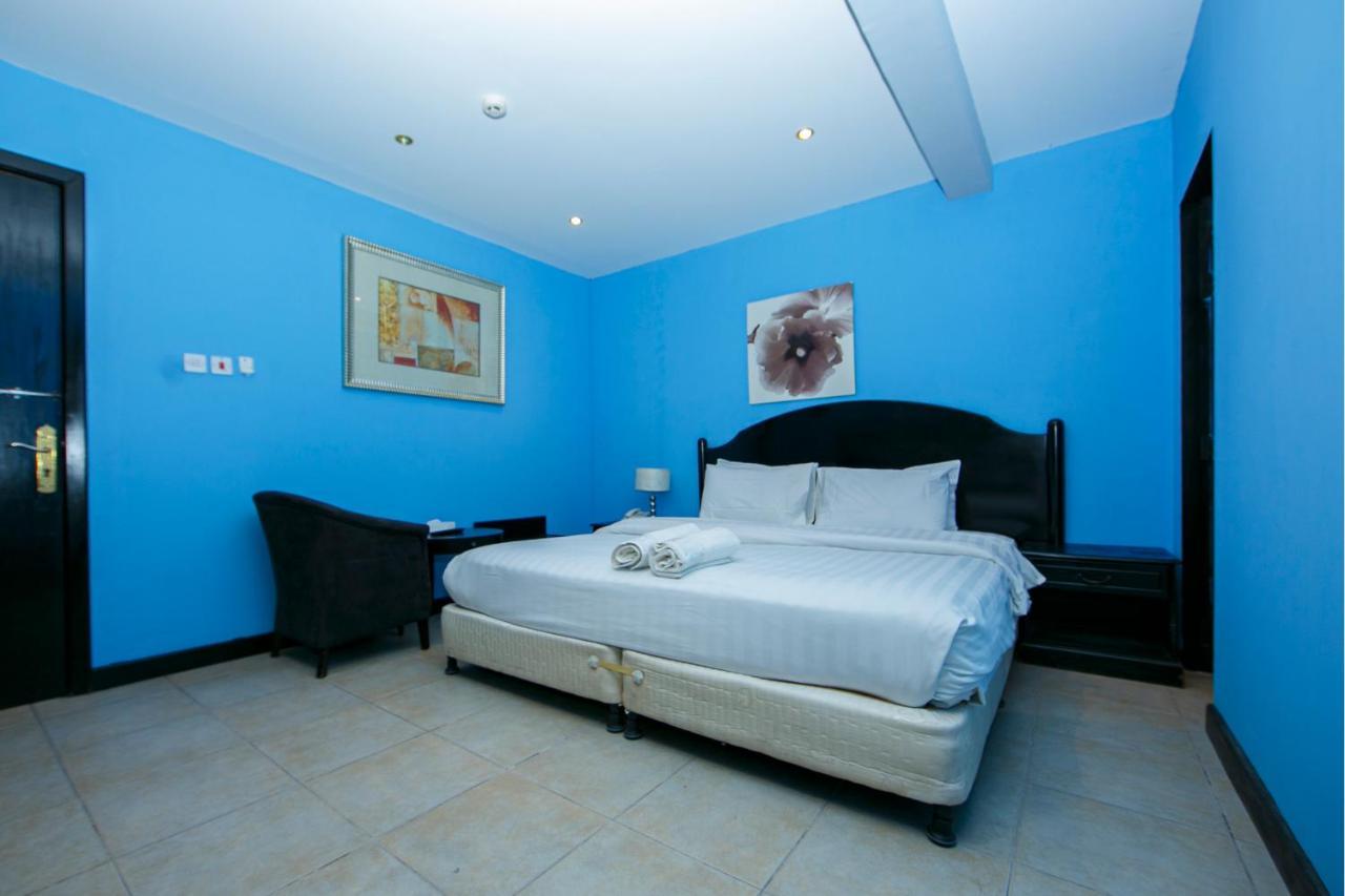Bahrain Plaza Hotel 麦纳麦 外观 照片